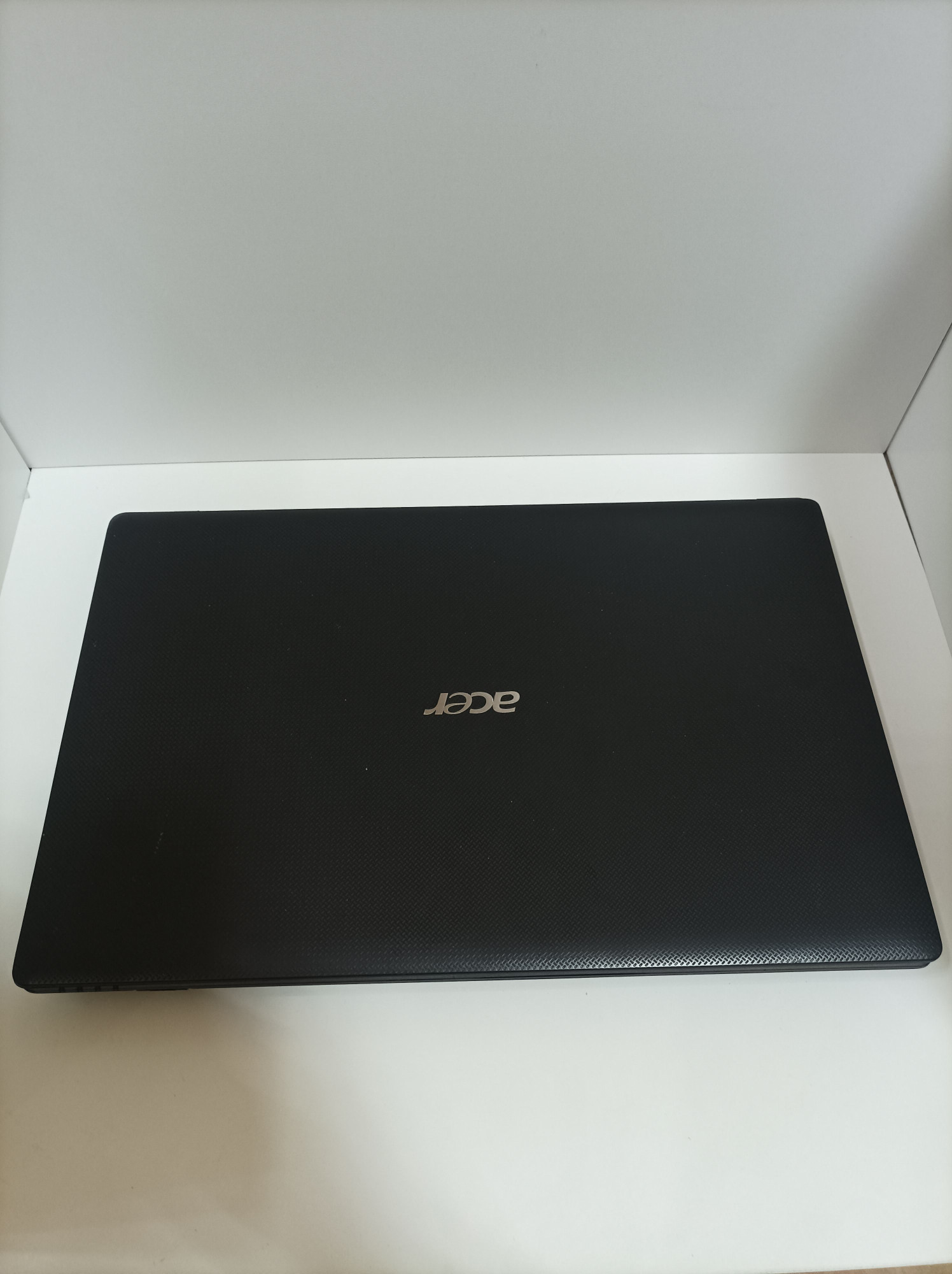 Ноутбук Acer Aspire 7560G (AMD A4-3300M/8Gb/SSD120Gb) (33822382) 2