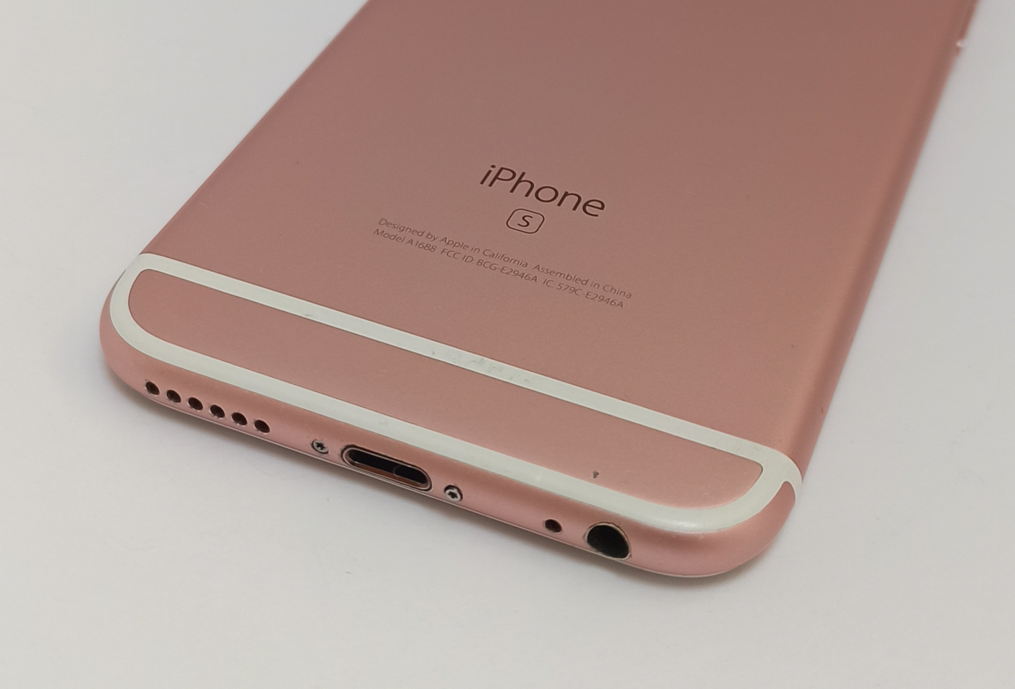 Apple iPhone 6s 32Gb Rose Gold (MN122)  4