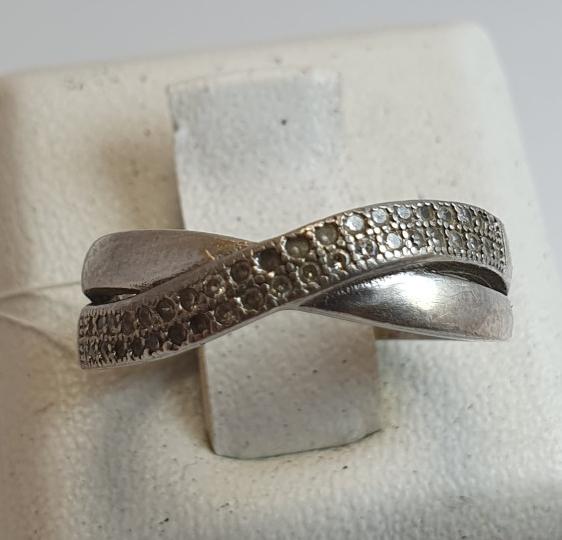 Серебряное кольцо с цирконием (33596259) 1