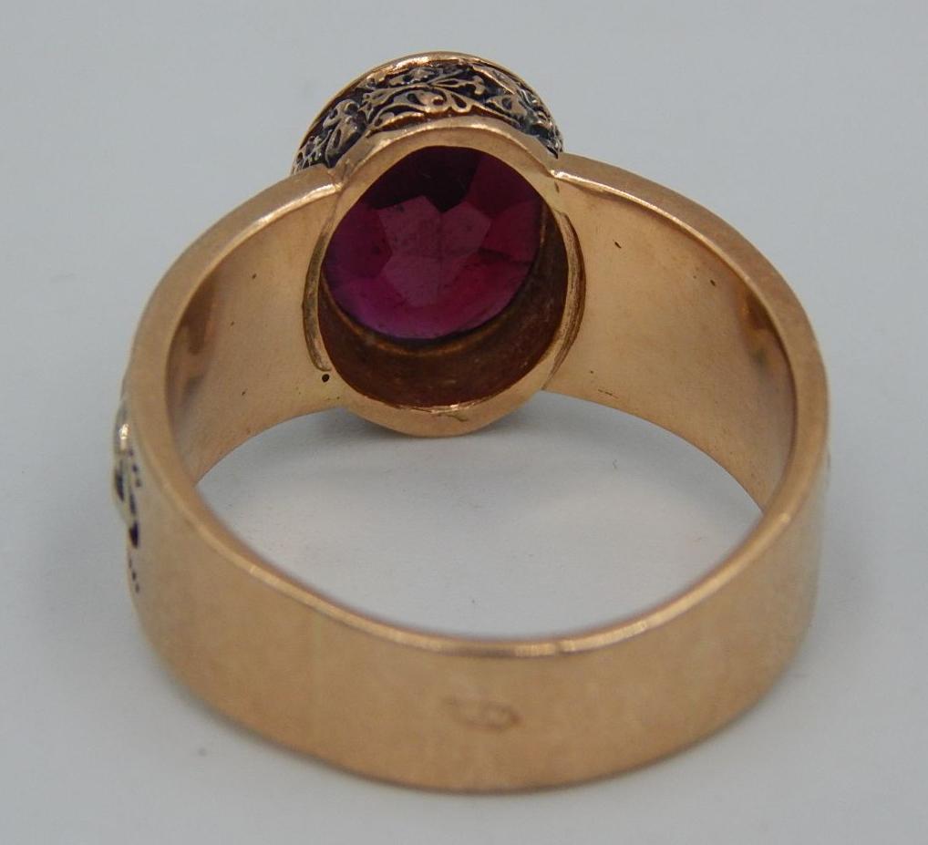 Кольцо из красного и белого золота с корундом (29938342) 7