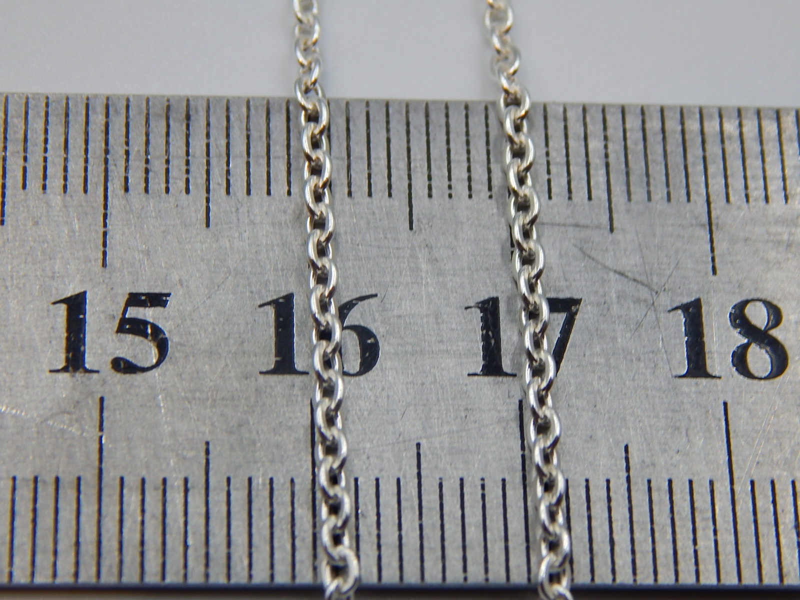 Серебряная цепочка с плетением ролло (30979931) 2
