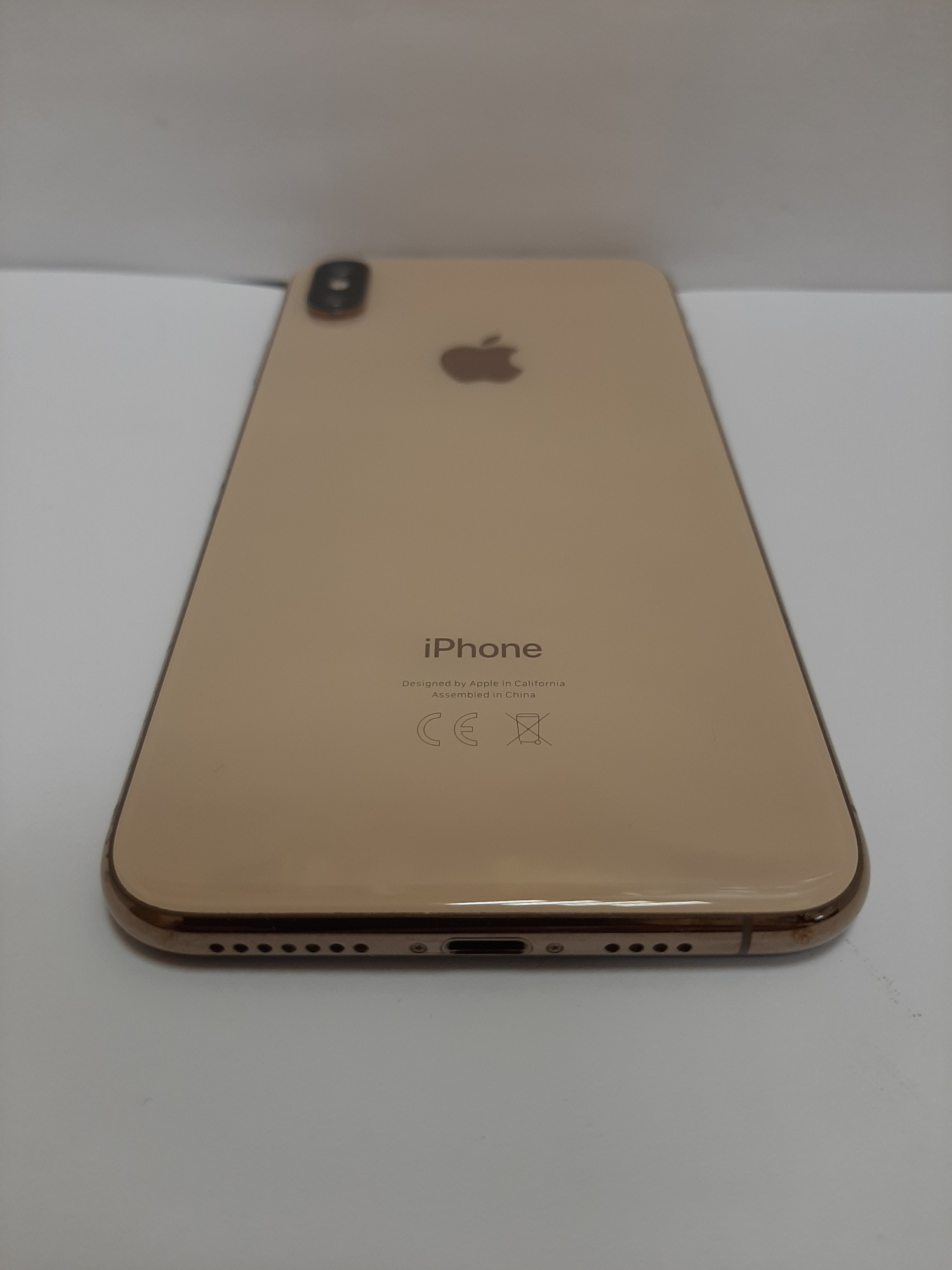 Apple iPhone XS Max 64Gb Gold (MT522)  4