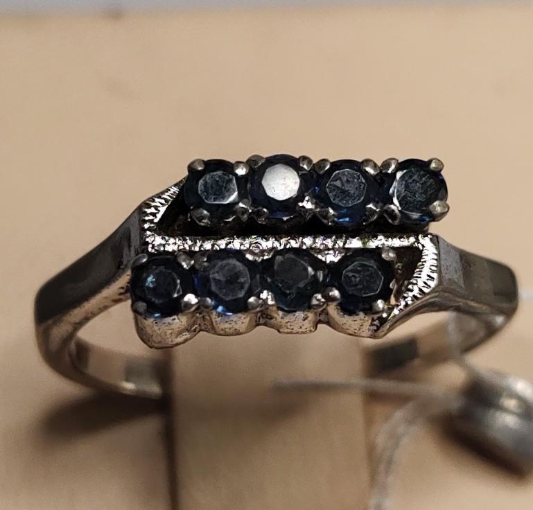 Серебряное кольцо с цирконием (31967821) 0