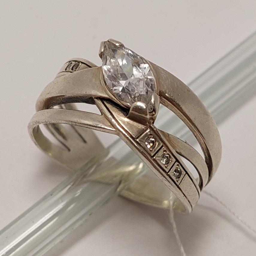 Серебряное кольцо с цирконием (33697351) 0