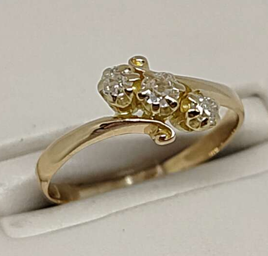 Кольцо из желтого золота с бриллиантом (-ми) (30634030) 0