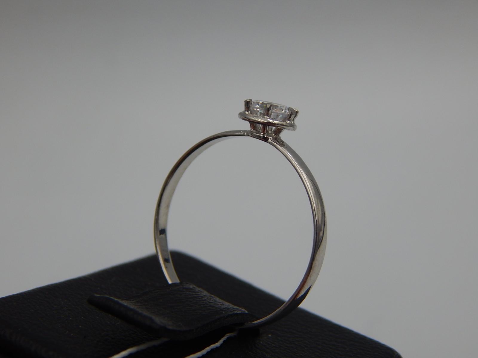 Серебряное кольцо с цирконием (30513867) 2
