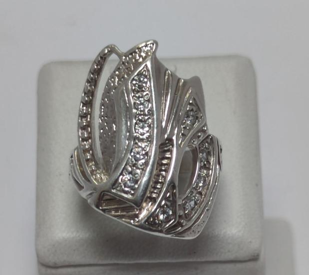 Серебряное кольцо с цирконием (33772115) 0