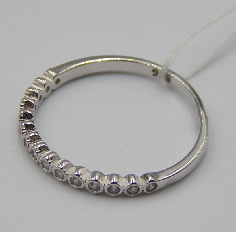 Серебряное кольцо с цирконием (31292761) 1