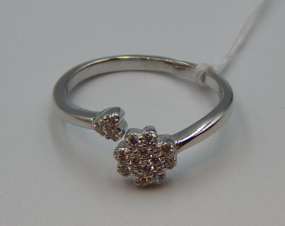 Серебряное кольцо с цирконием (30528461) 2