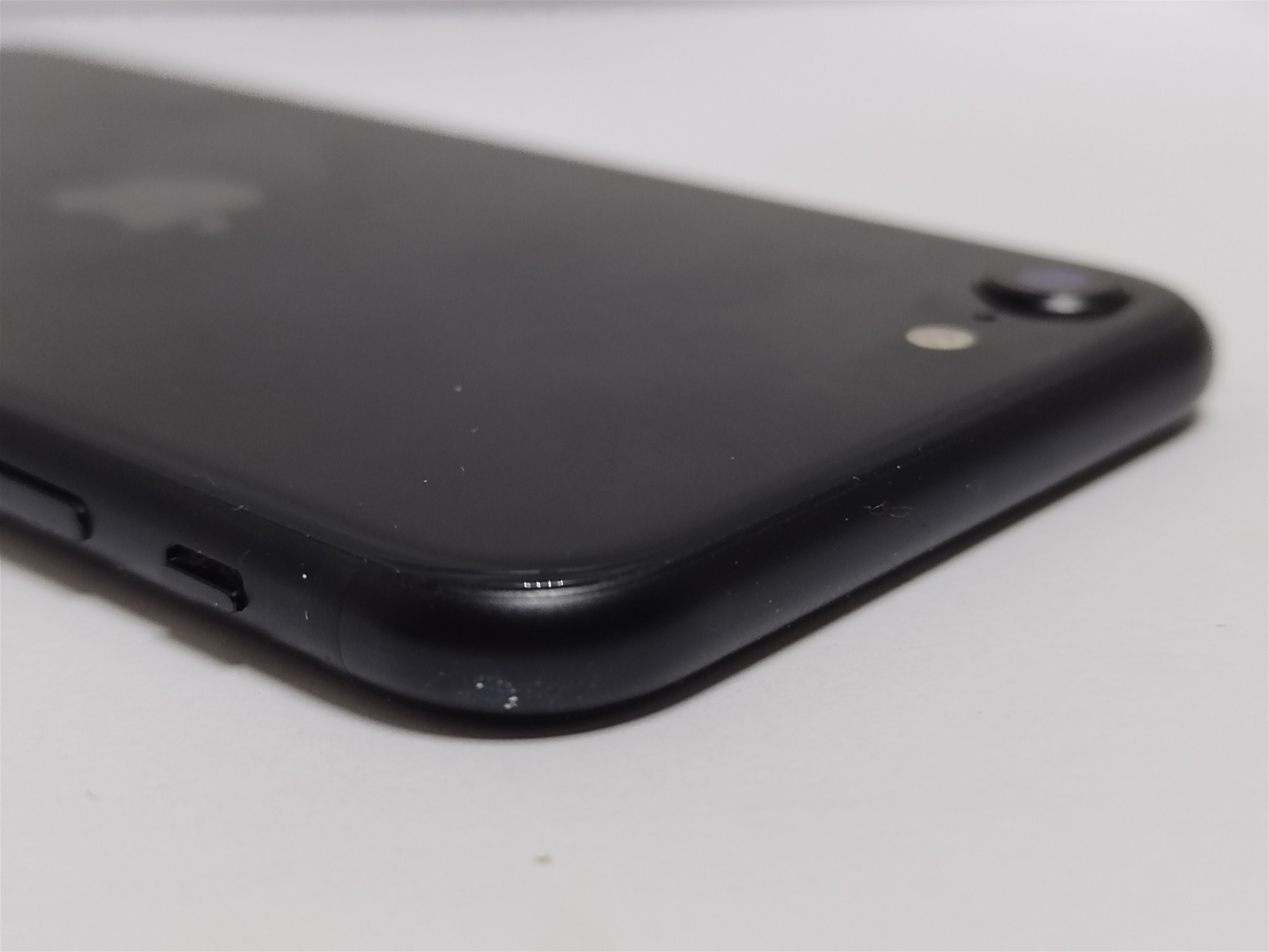 Apple iPhone SE 2020 64GB Black (MX9R2) 5