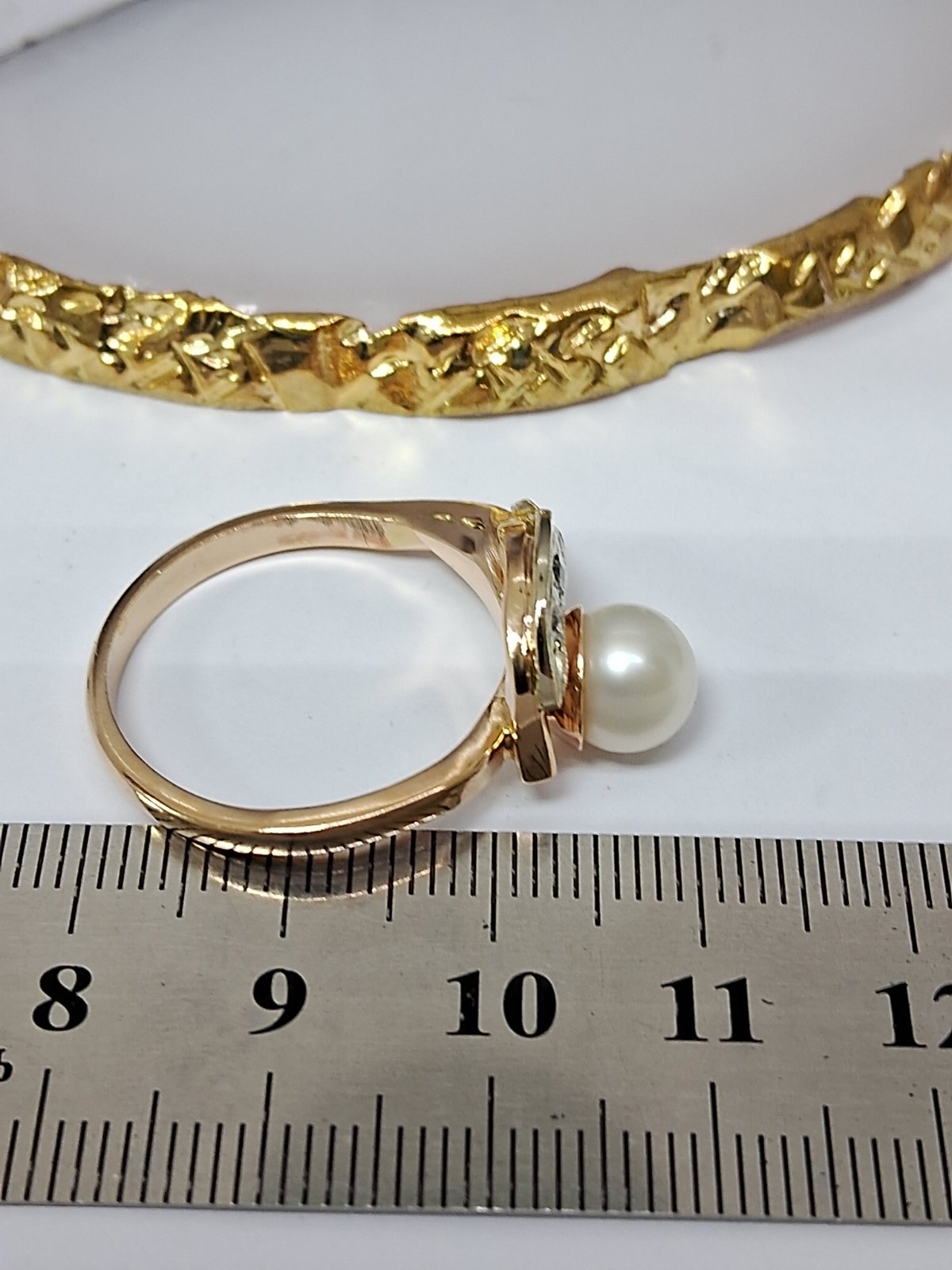 Кольцо из красного и белого золота с цирконием и жемчугом (33758479) 5