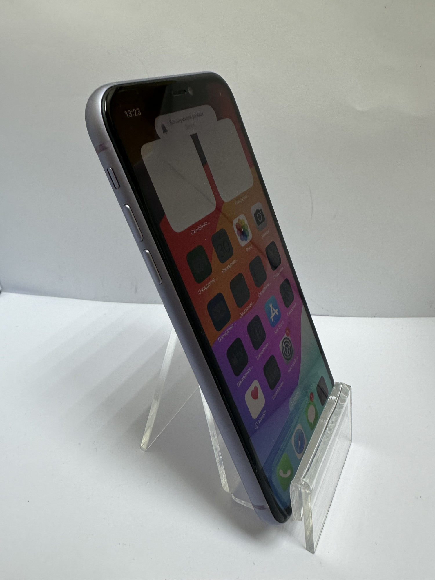 Apple iPhone 11 128GB Purple 1