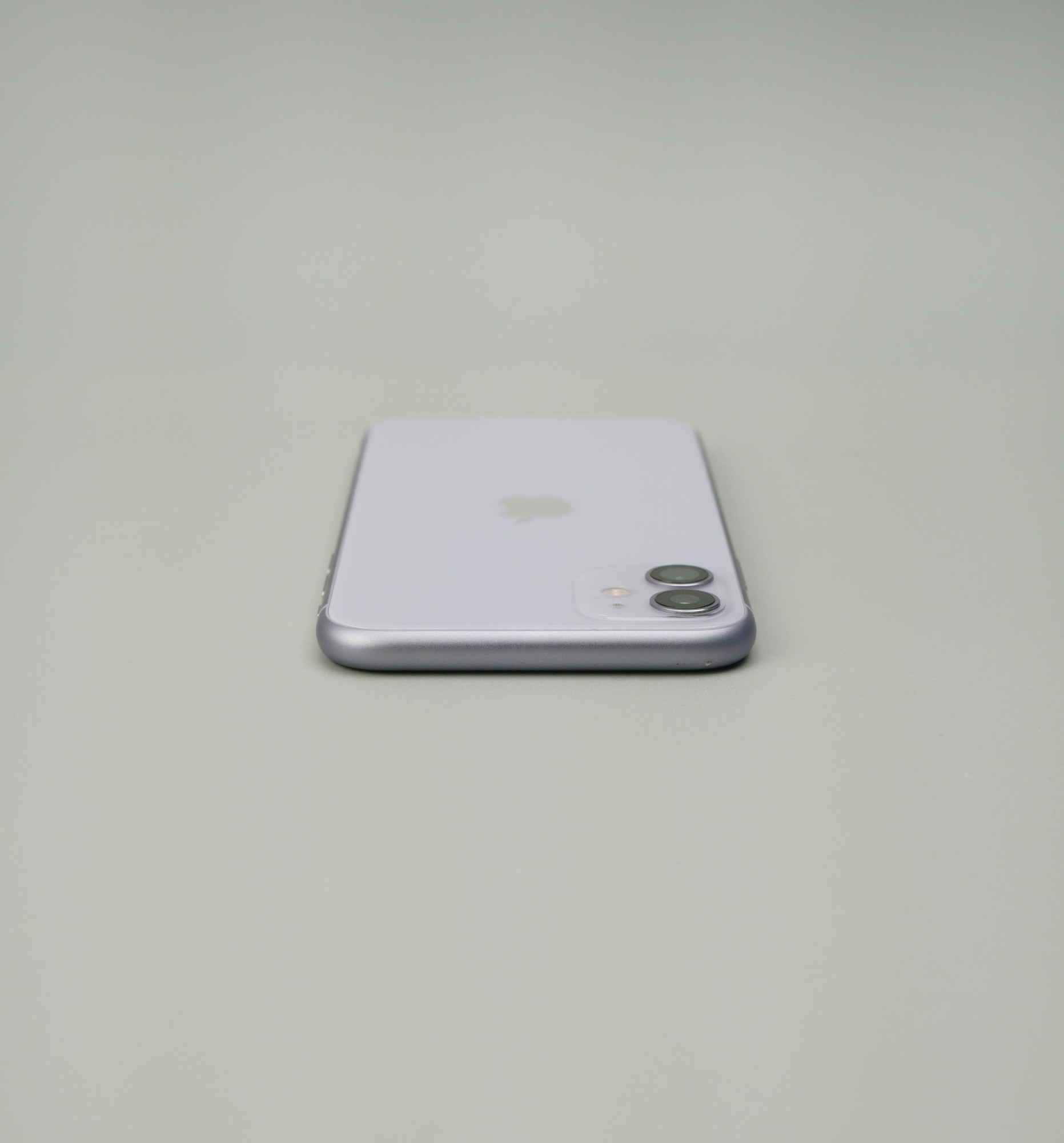 Apple iPhone 11 128GB Purple (MWLJ2) 13