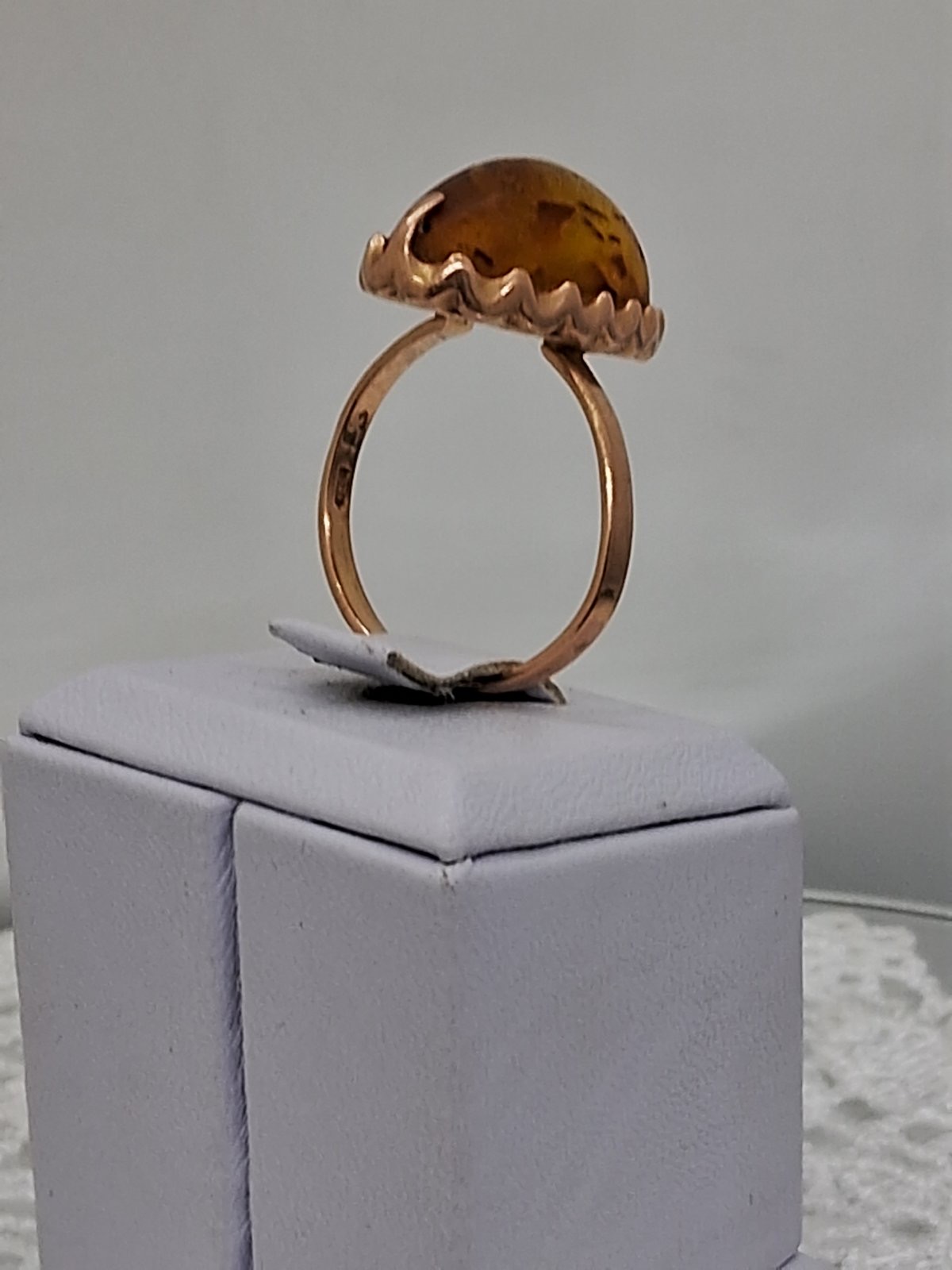 Кольцо из красного золота с янтарем (33020629) 5