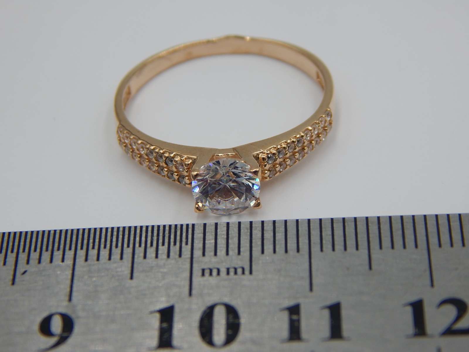 Кольцо из красного золота с цирконием (30506101)  2