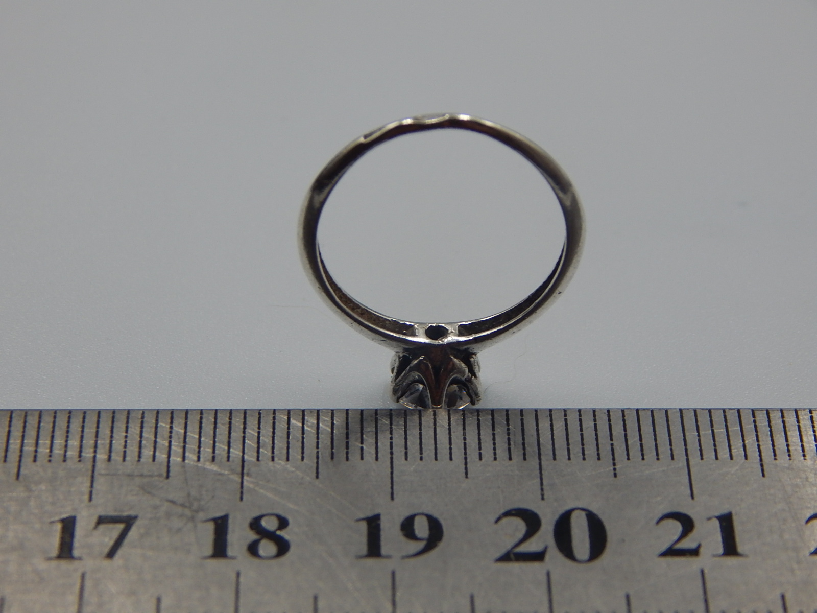 Серебряное кольцо с цирконием (31328064) 3