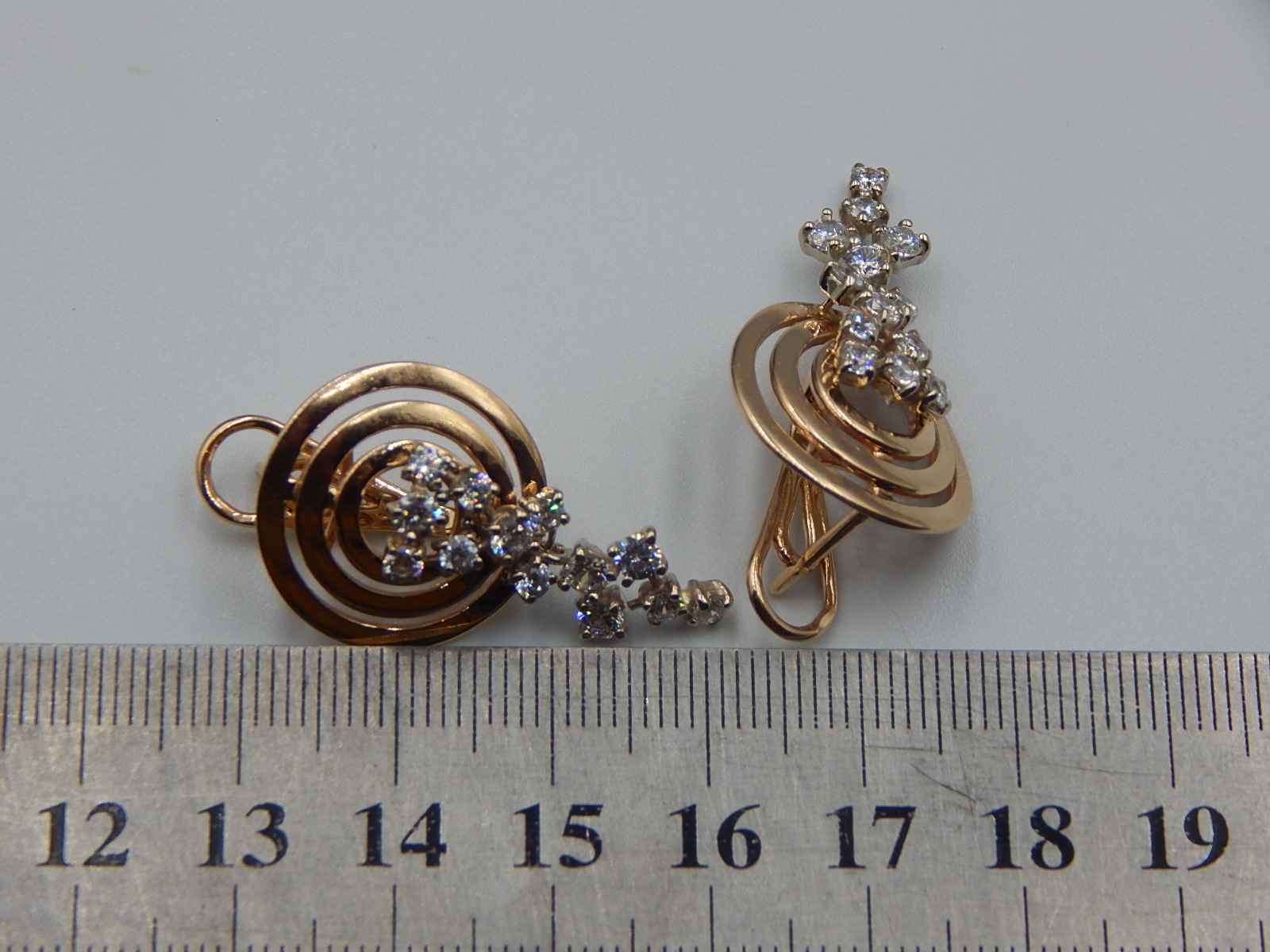 Сережки з червоного та білого золота з цирконієм (31616525) 4