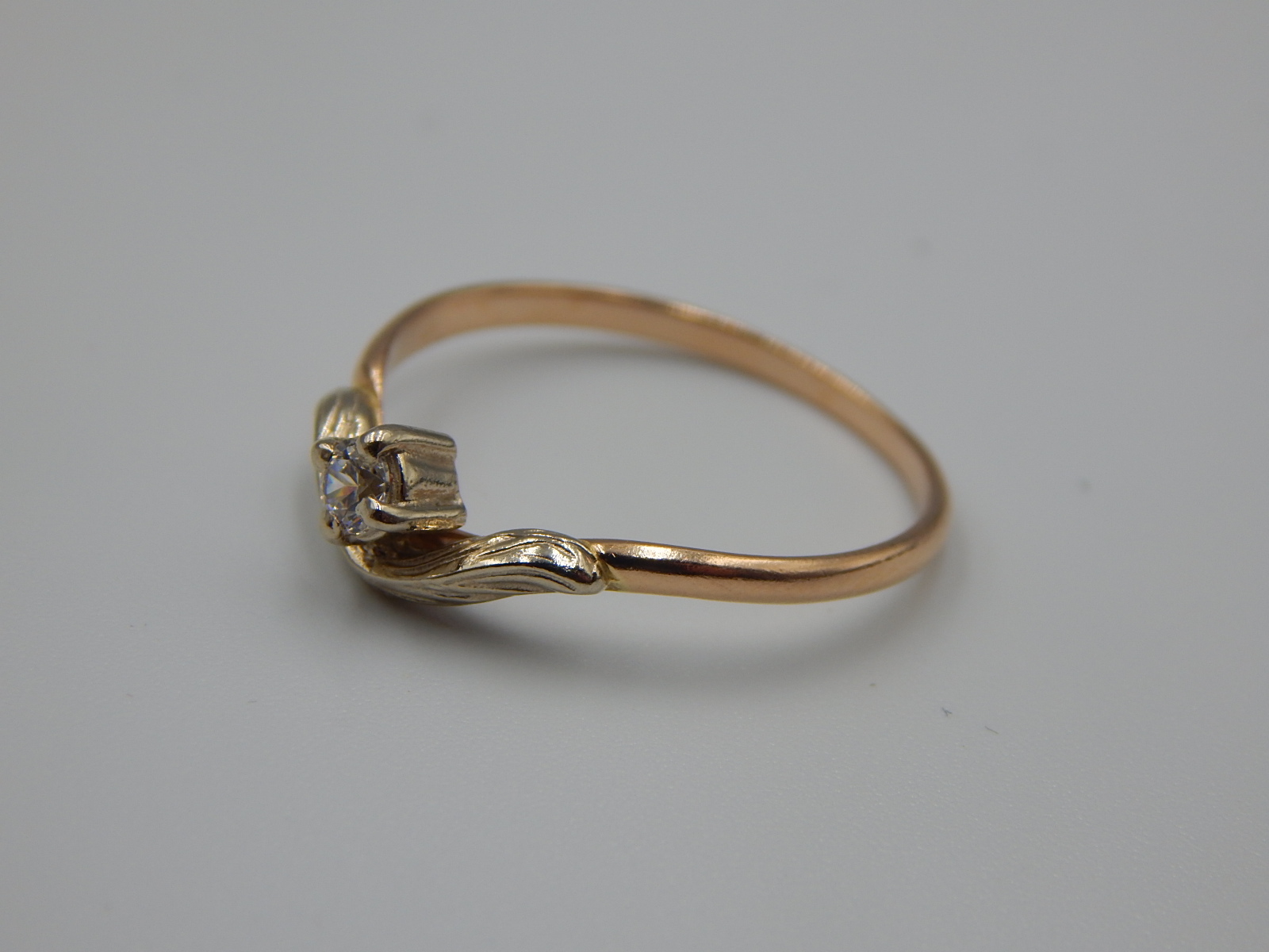 Кольцо из красного и белого золота с цирконием (33015805) 4