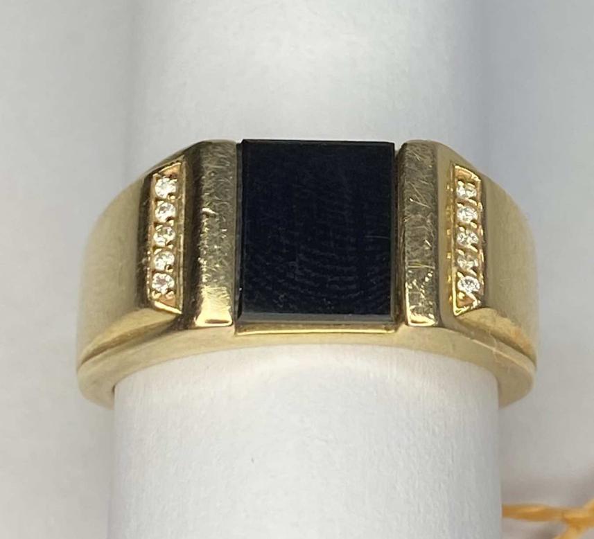 Перстень из красного золота с ониксом и цирконием (33234991) 3