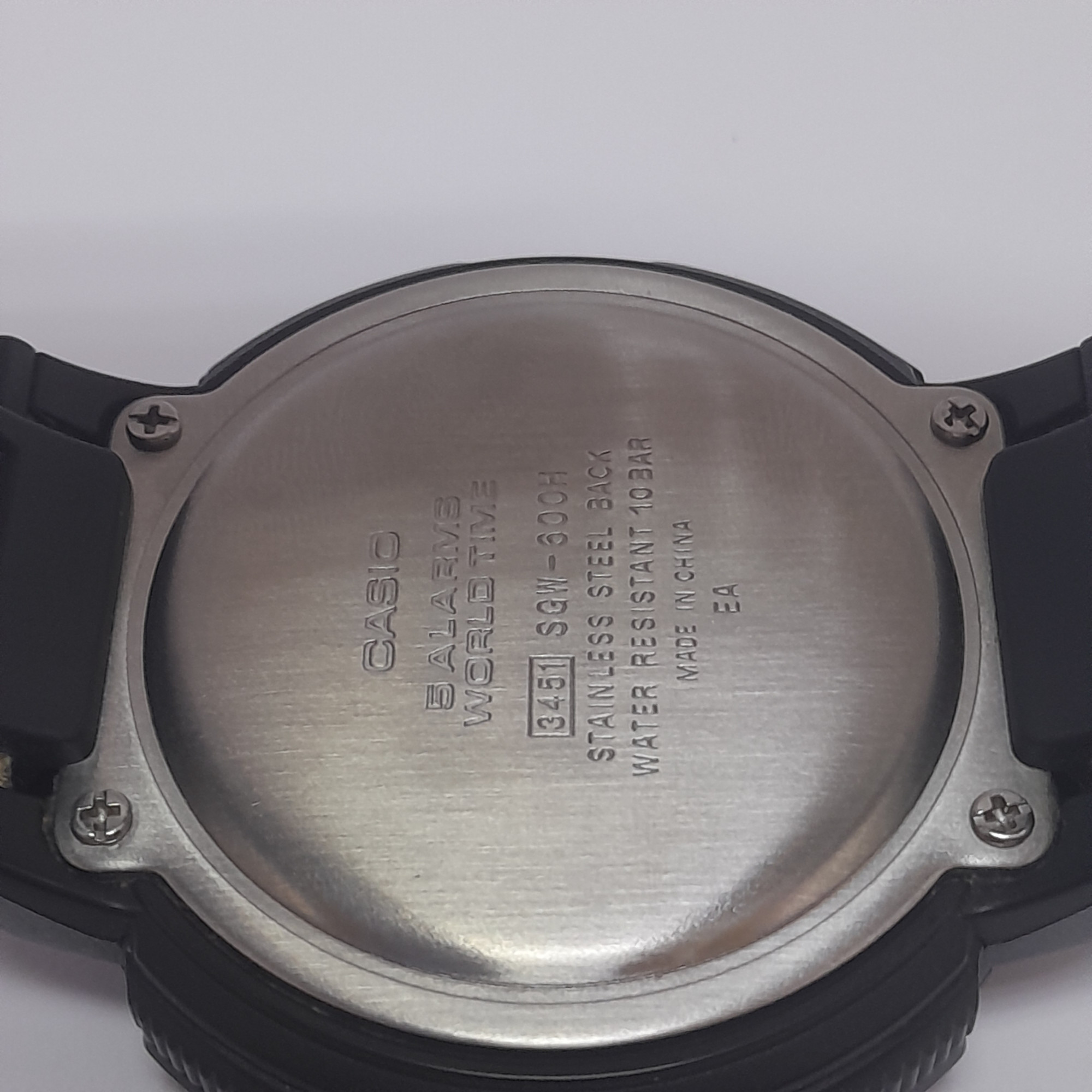 Часы наручные Casio SGW-600H-1BER 1
