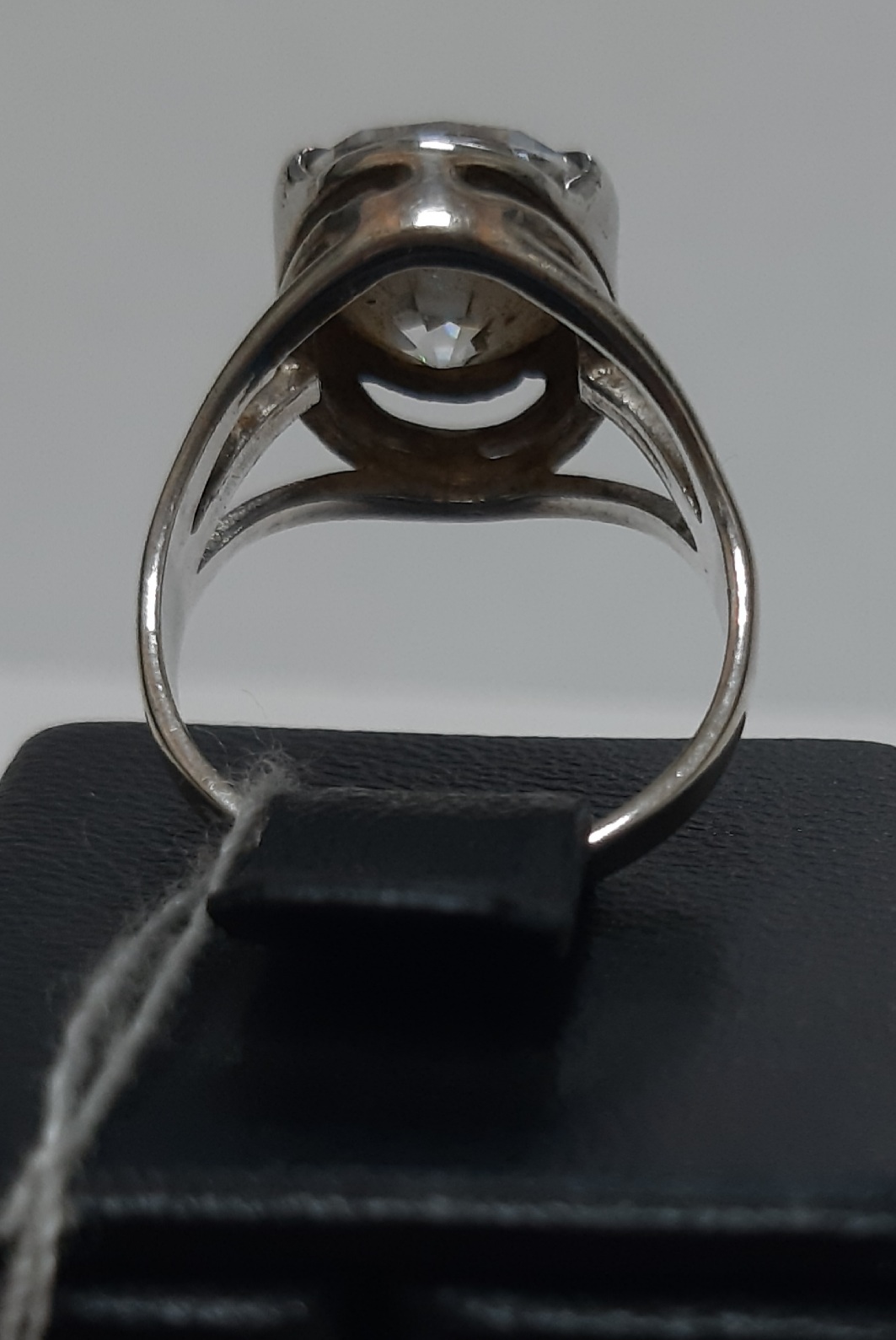 Серебряное кольцо с цирконием (30538677) 7