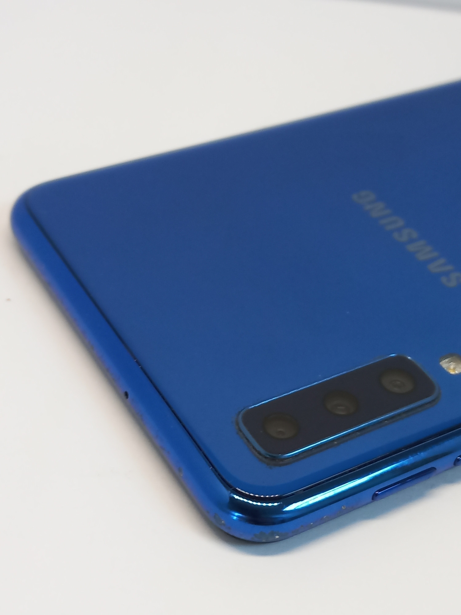 Samsung Galaxy A7 (SM-A750FN) 2018 4/64Gb 3