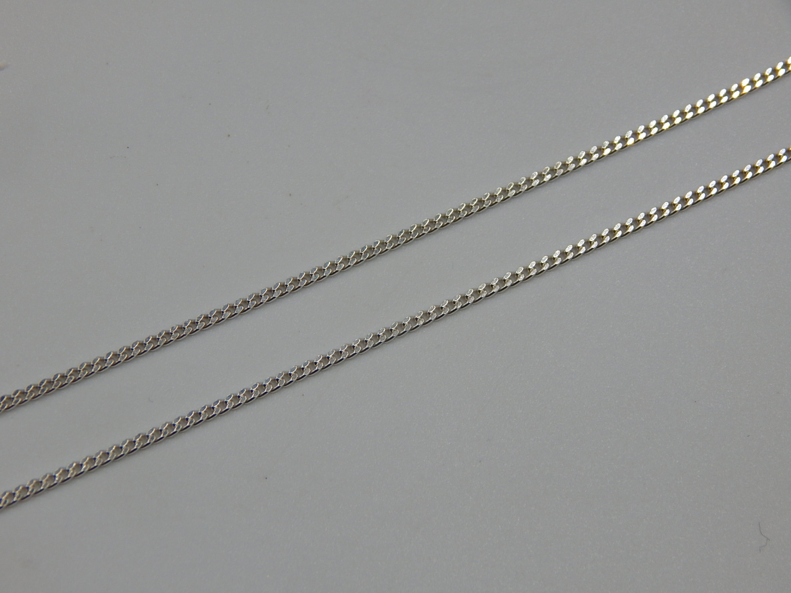 Серебряная цепь с плетением панцирное (32202587) 1