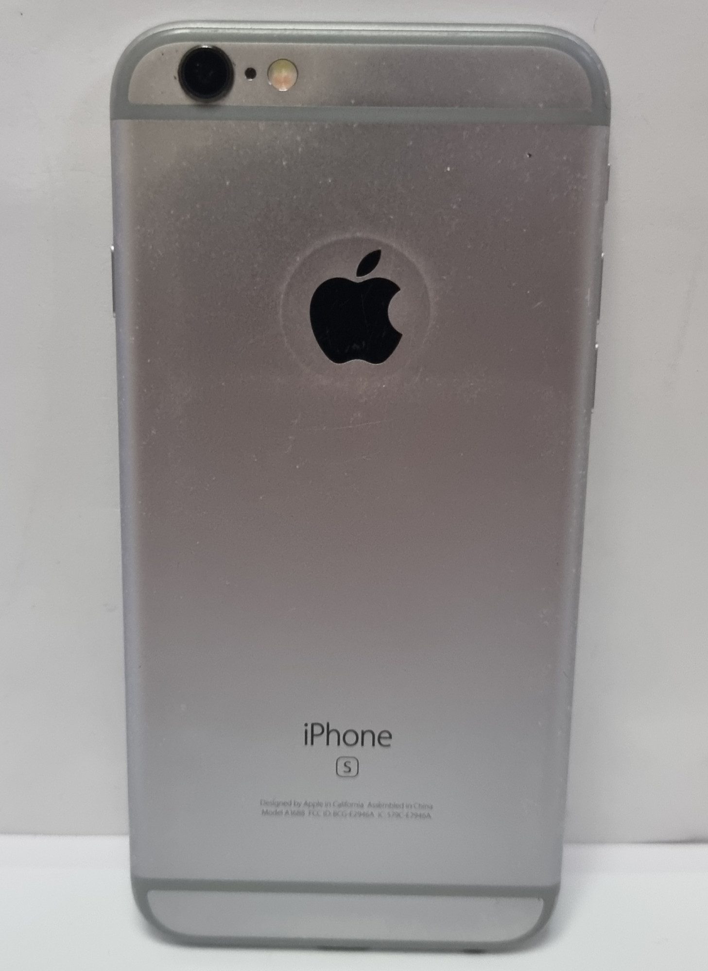 Apple iPhone 6s 64Gb Silver (MKQP2) 2