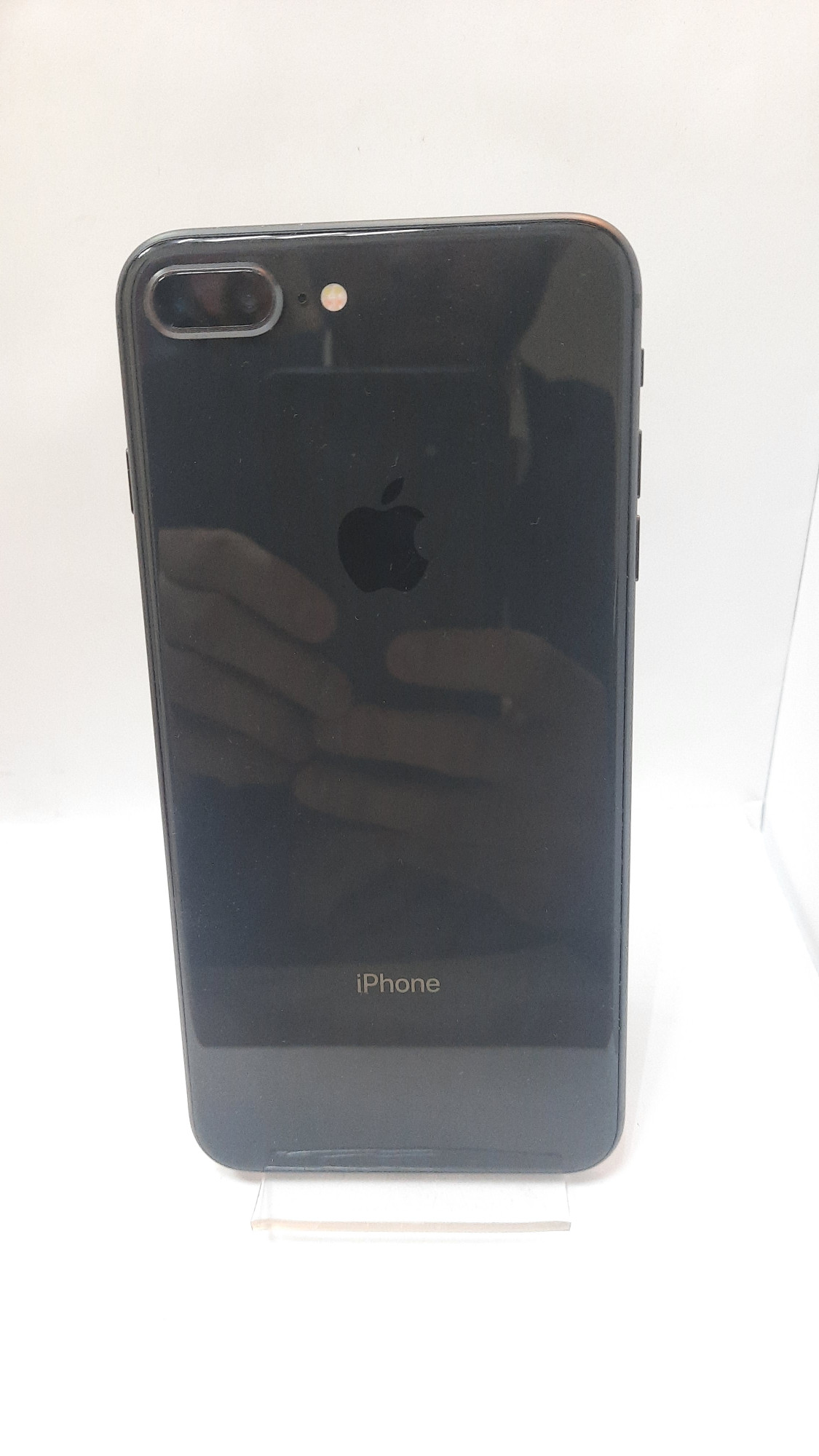 Apple iPhone 8 Plus 64Gb Space Gray 1