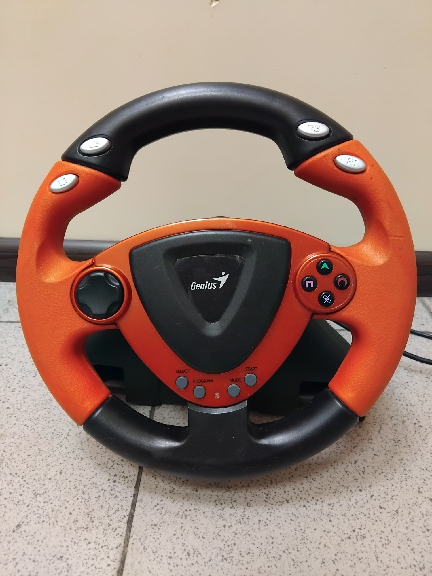 Игровой руль Genius Twin Wheel FF 0