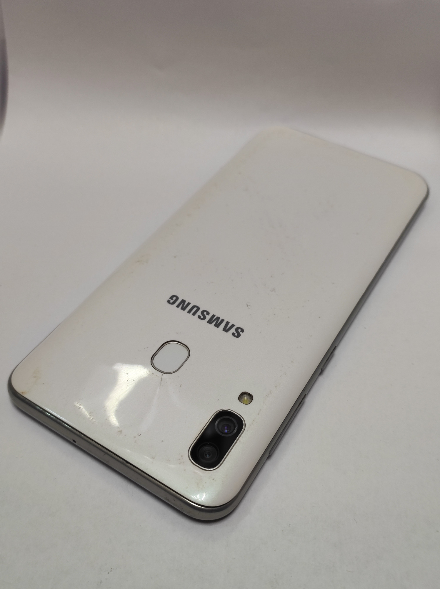 Samsung Galaxy A30 (SM-A305FN) 3/32Gb 4
