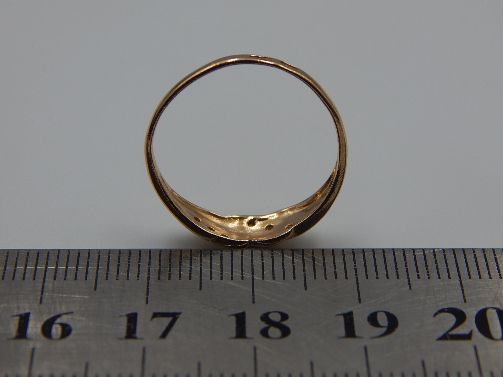 Кольцо из красного золота с цирконием (33684901)  3