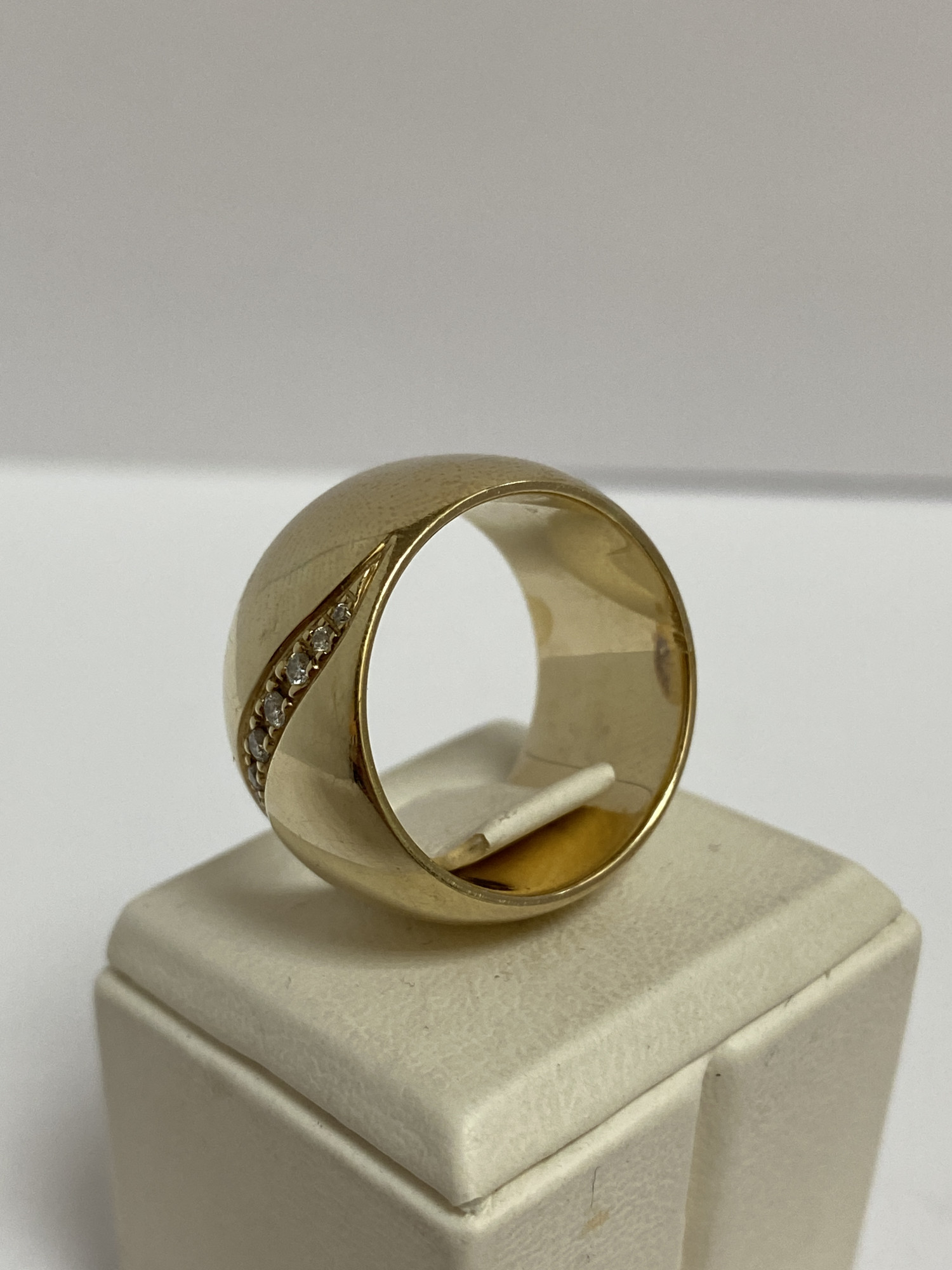 Кольцо из желтого золота с бриллиантом (-ми) (33143178) 1
