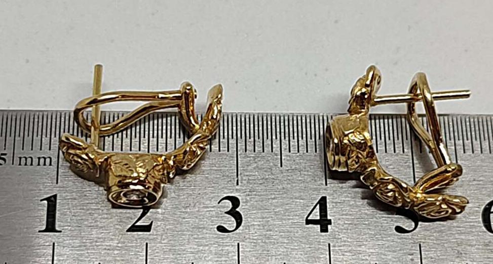 Сережки з жовтого золота з діамантом (31529842) 4