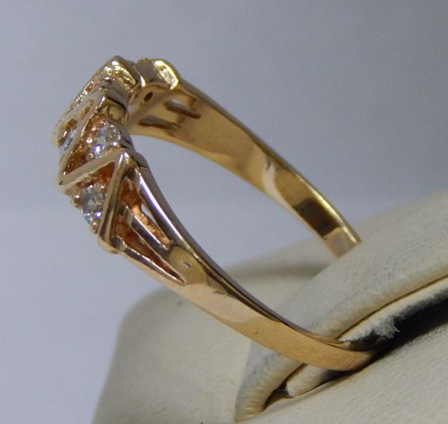 Кольцо из красного золота с цирконием (28566907) 1