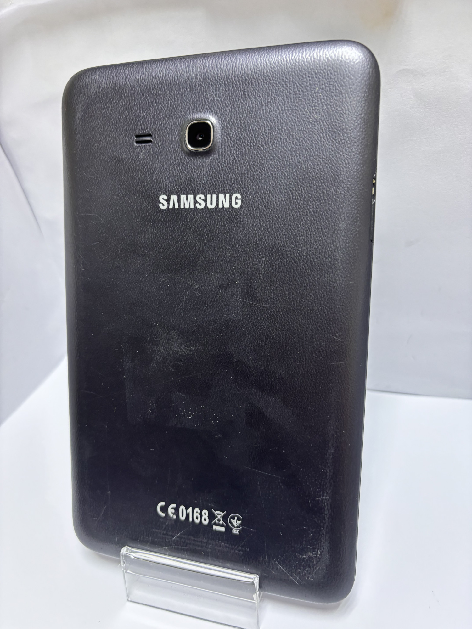 Планшет Samsung Galaxy Tab 3 Lite SM-T113 1/8Gb 4