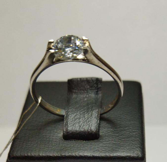 Серебряное кольцо с цирконием (30513908) 1