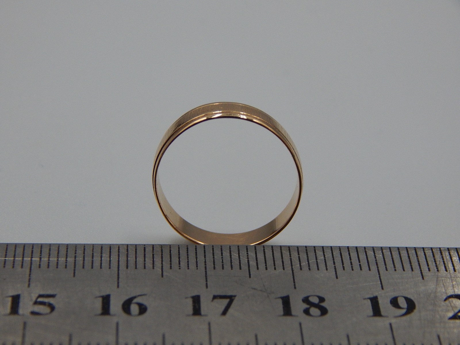 Обручальное кольцо из красного золота (32060347)  5