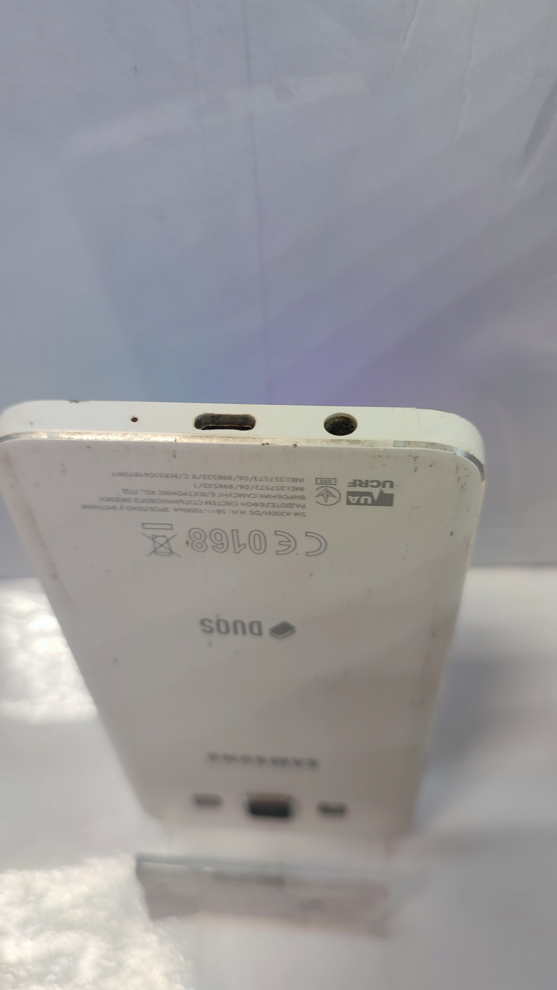 Samsung Galaxy A3 (SM-A300H) 1/16Gb 2