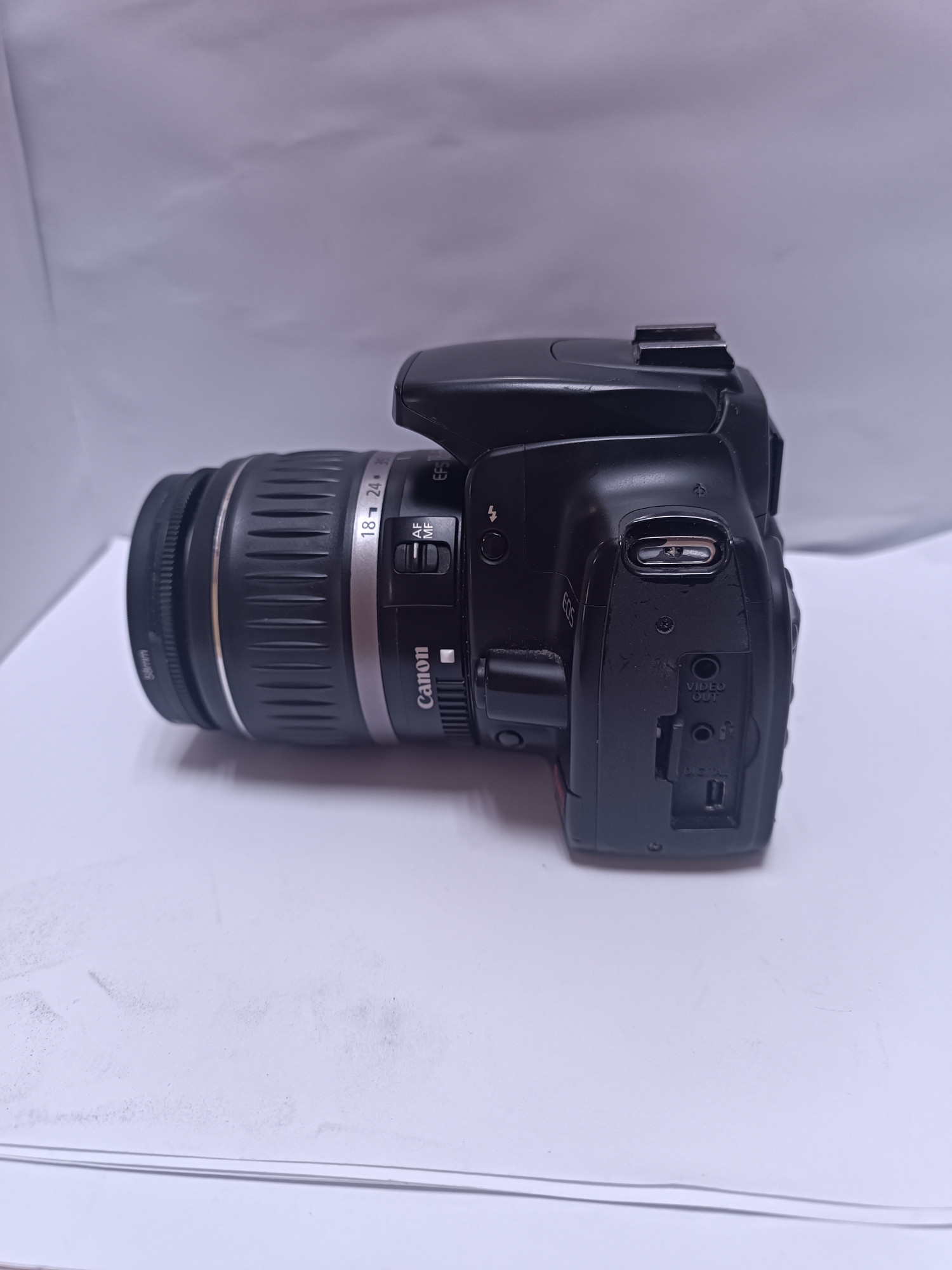Фотоапарат Canon EOS 400D 1