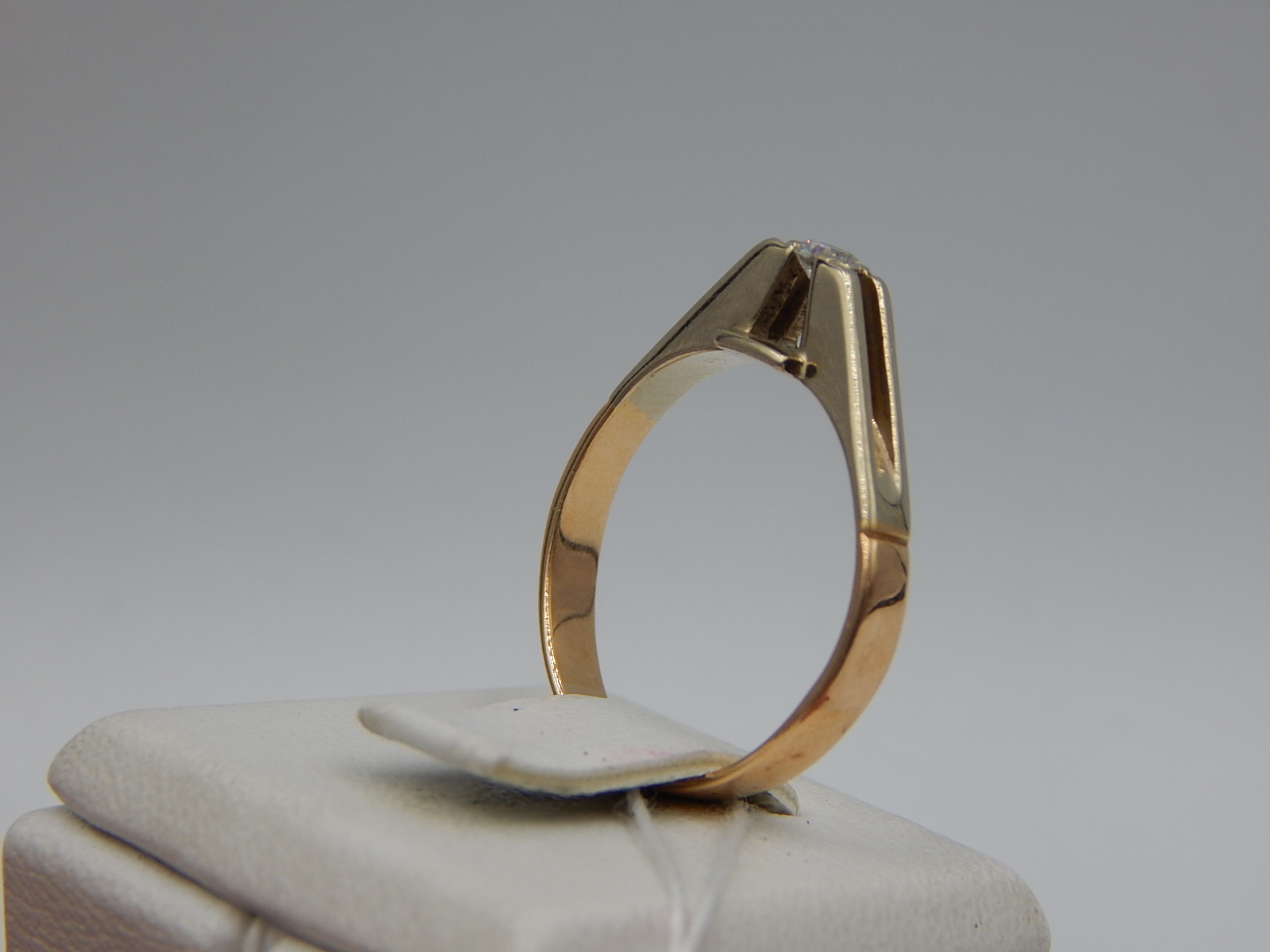 Кольцо из красного и белого золота с бриллиантом (-ми) (32202946) 5