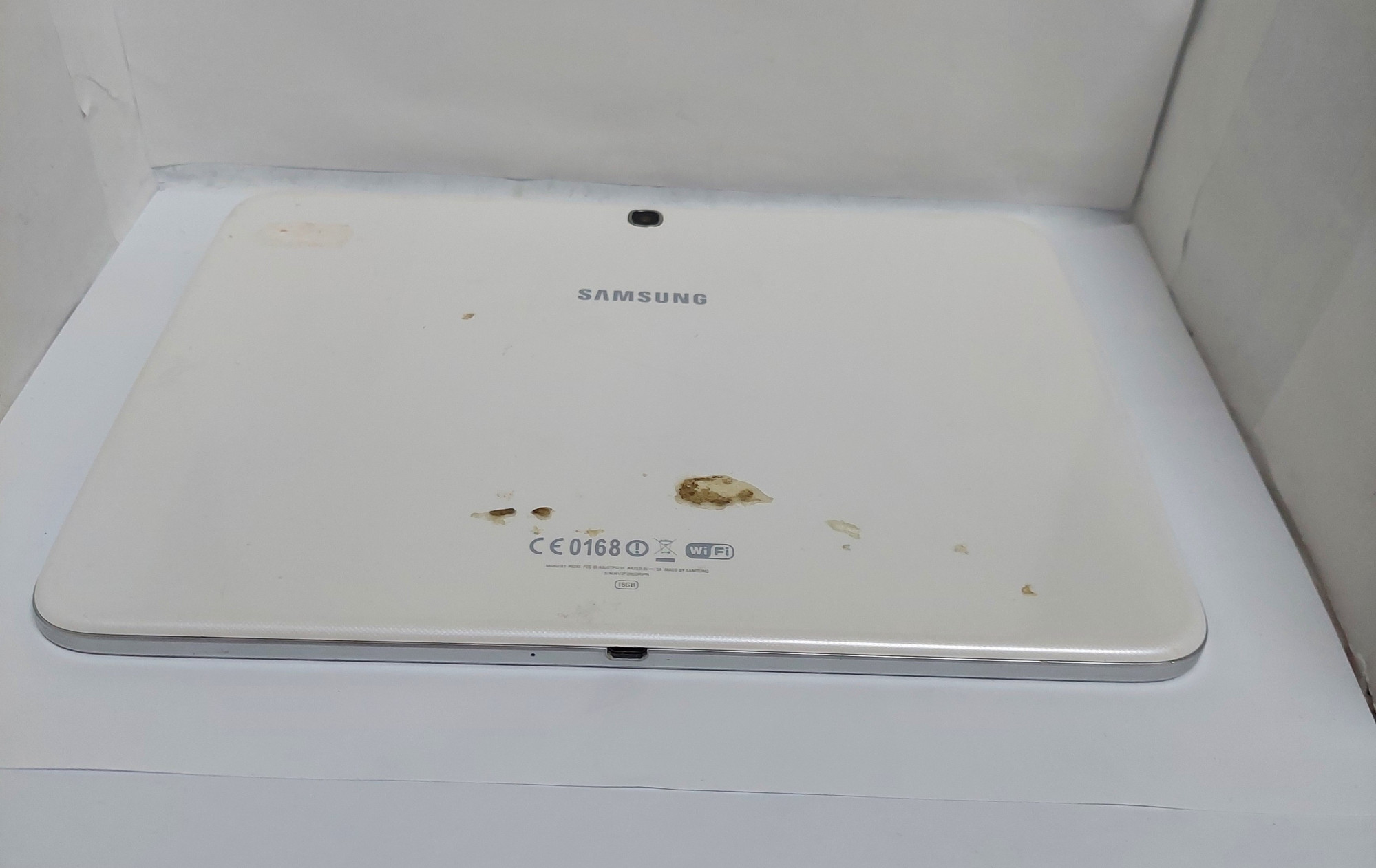 Планшет Samsung Galaxy Tab 3 (GT-P5210) 16Gb 2