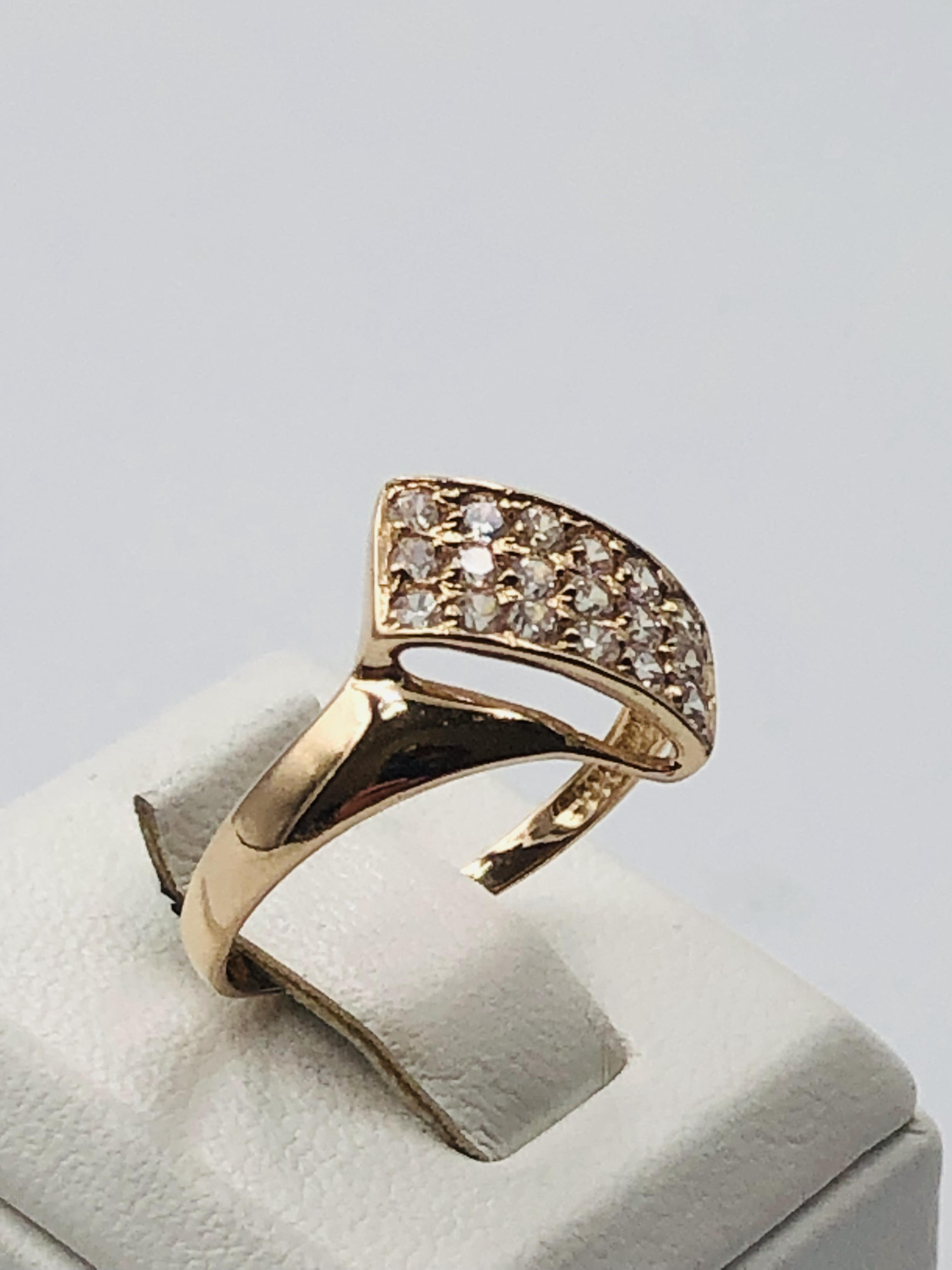 Кольцо из красного золота с цирконием (33616066) 0