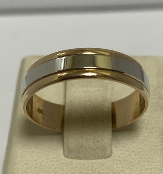 Обручальное кольцо из желтого и белого золота (33449346) 0