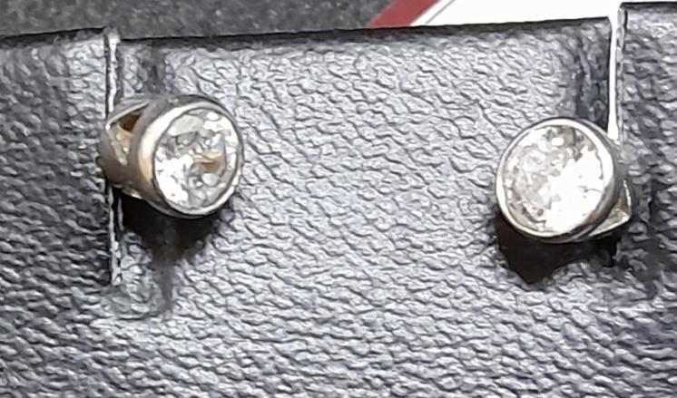 Серебряные серьги с цирконием (30606387) 0