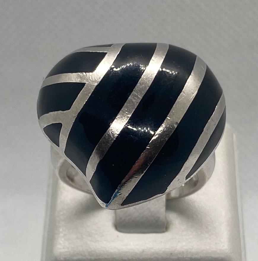 Серебряное кольцо с эмалью (31704738) 0