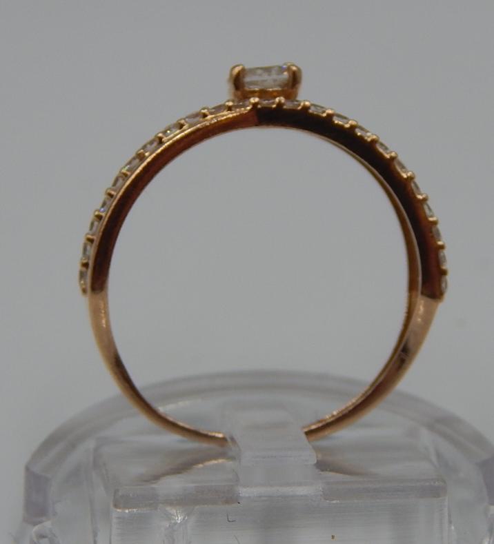 Кольцо из красного золота с цирконием (32273109) 2