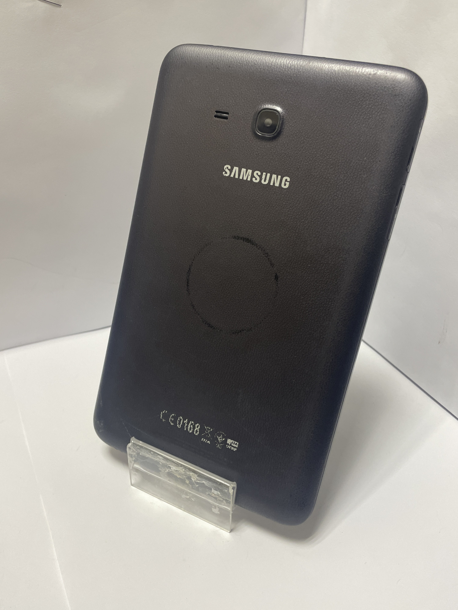 Планшет Samsung Galaxy Tab 3 Lite SM-T116 8Gb 2
