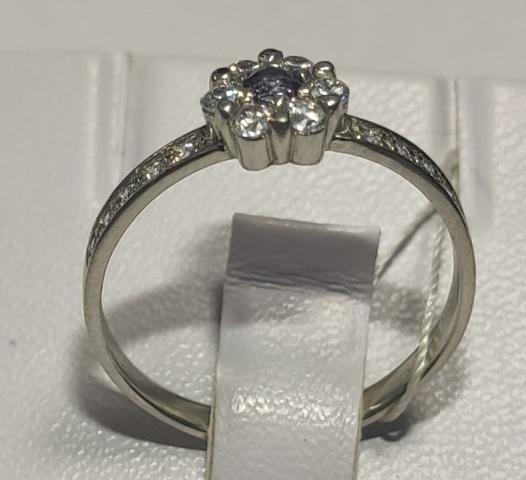 Серебряное кольцо с цирконием (28125167) 1