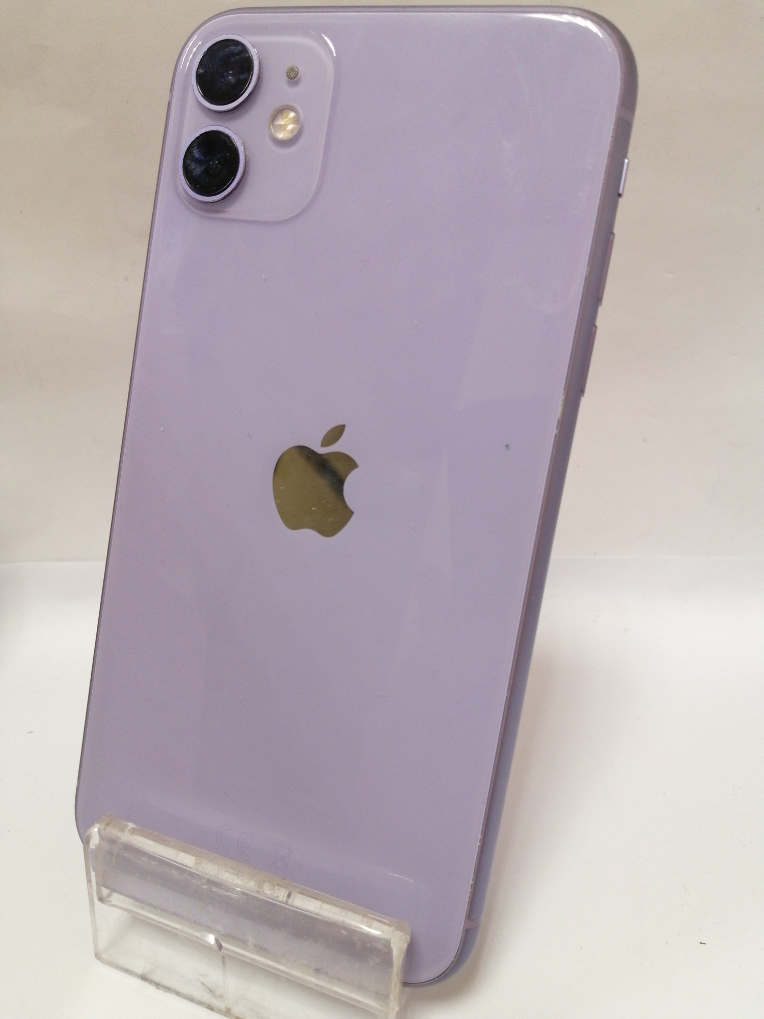 Apple iPhone 11 128GB Purple (MWLJ2) 2